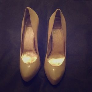 👡Dolce Vita Nude Patent Pumps👡